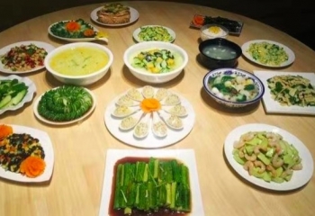 黄瓜宴（黄瓜小镇）