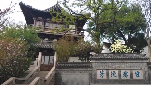 苏轼诗赋歌京口